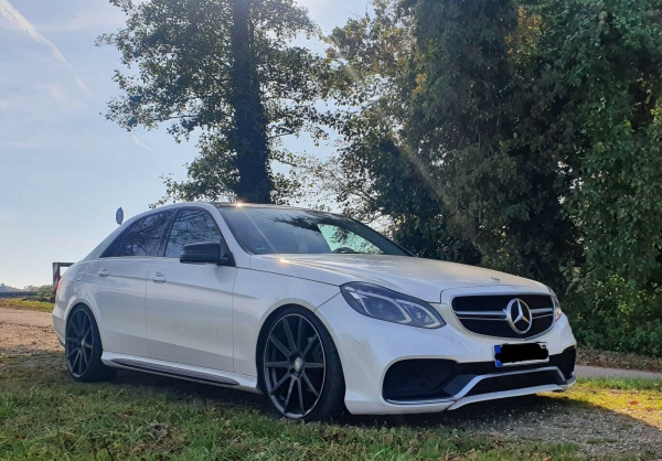 Upgrade Design Frontstoßstange für Mercedes-Benz E-Klasse W212/S212 Lim./T-Modell 13-16 mit PDC